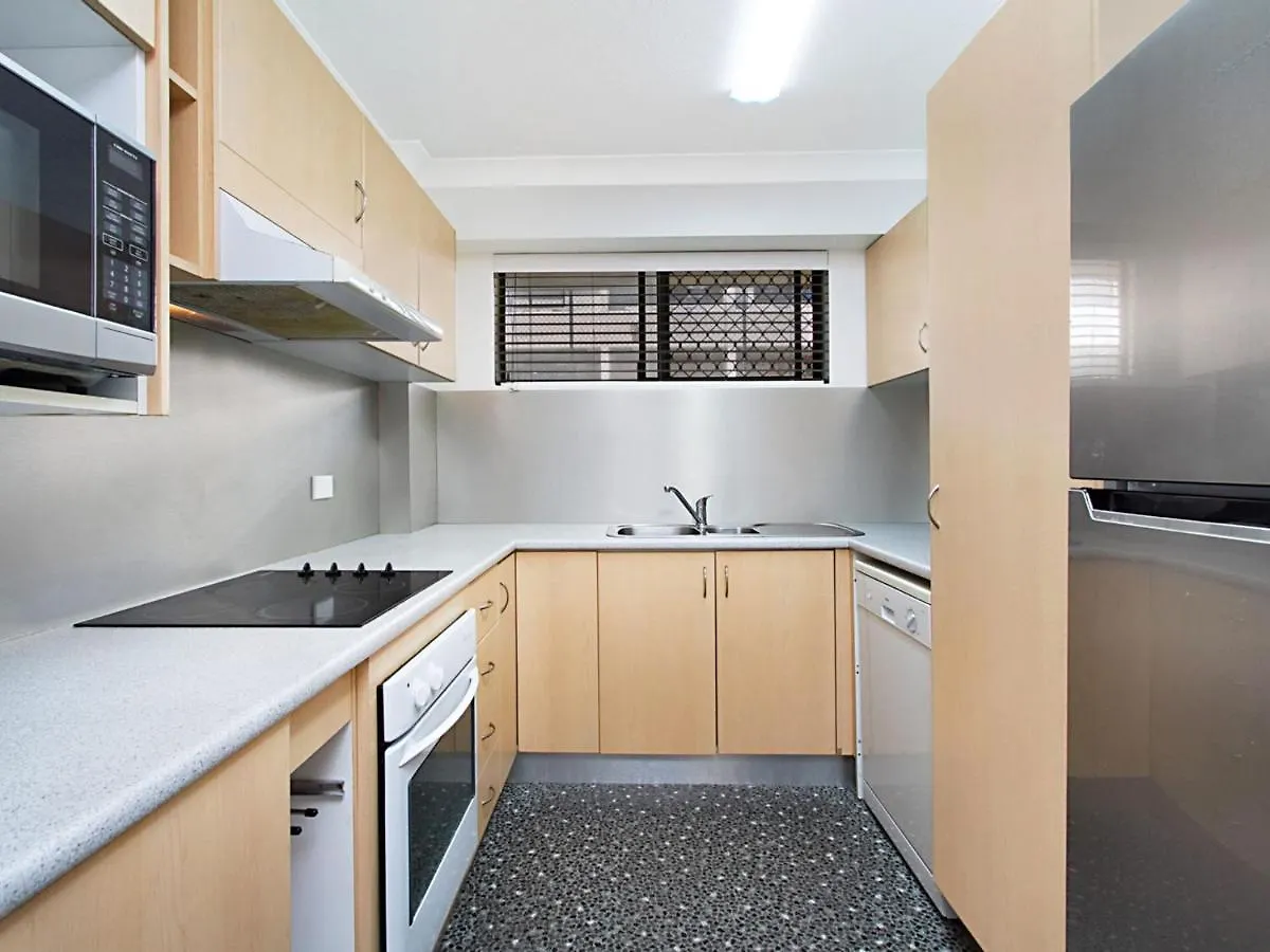 Cobden Court Unit 2 Apartment Gold Coast Australia
